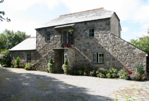 Torr House Cottages Photo