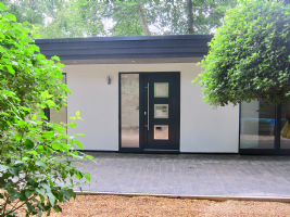 Executive Garden Rooms Limited Photo