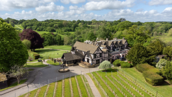 Leonardslee Wine Estate  Photo